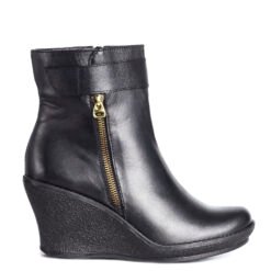 Alternative view of Botin Negro VFYN Keila 2